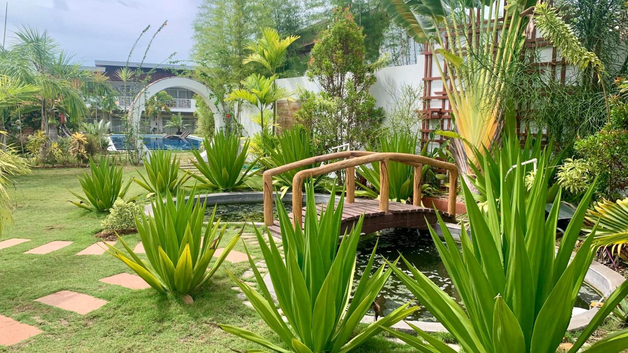Bella Napoli Resort & Resto Panglao Luaran gambar